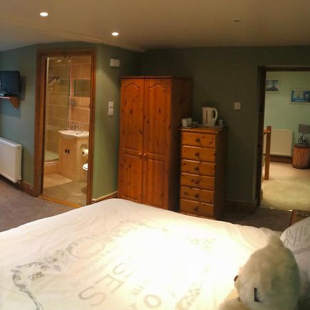 Manor Farm Bed And Breakfast Бакстон Екстер'єр фото